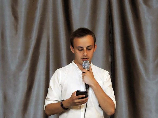 Виталий Савров