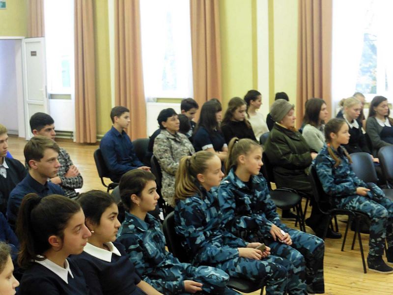 Учащиеся пос. Свобода на творческой встрече в Дни литературы
