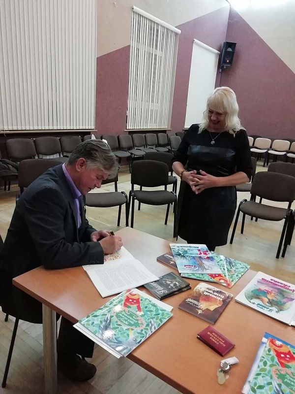 Сказки уехали в Новокузнецк