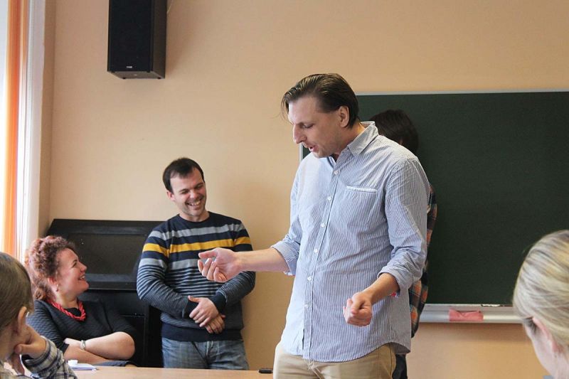 Александр Дубровский
